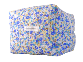 Meghan: Cosmetic Bag